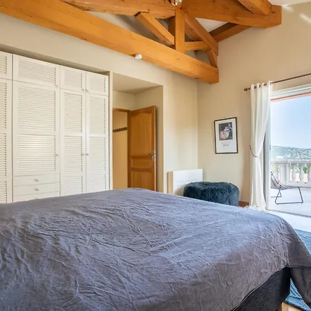 וילה Cacharel By Interhome