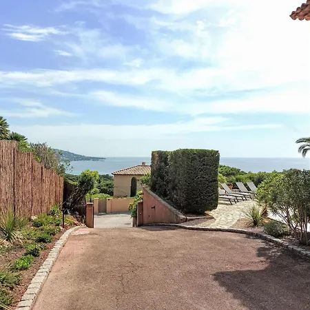 Cacharel By Interhome וילה *