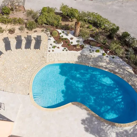 Villa Cacharel - Max230 By Interhome *